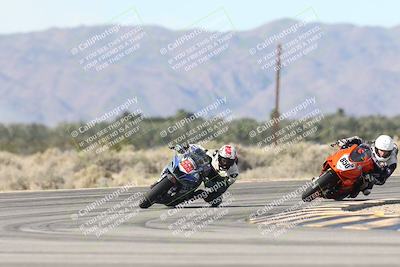 media/Jan-18-2026-CVMA (Sun) [[519f600f45]]/Race 10-Formula Lightweight Twins Shootout/